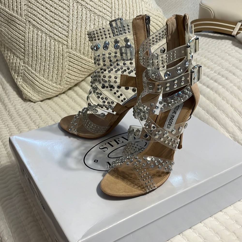 Brand new Steve Madden shoes
